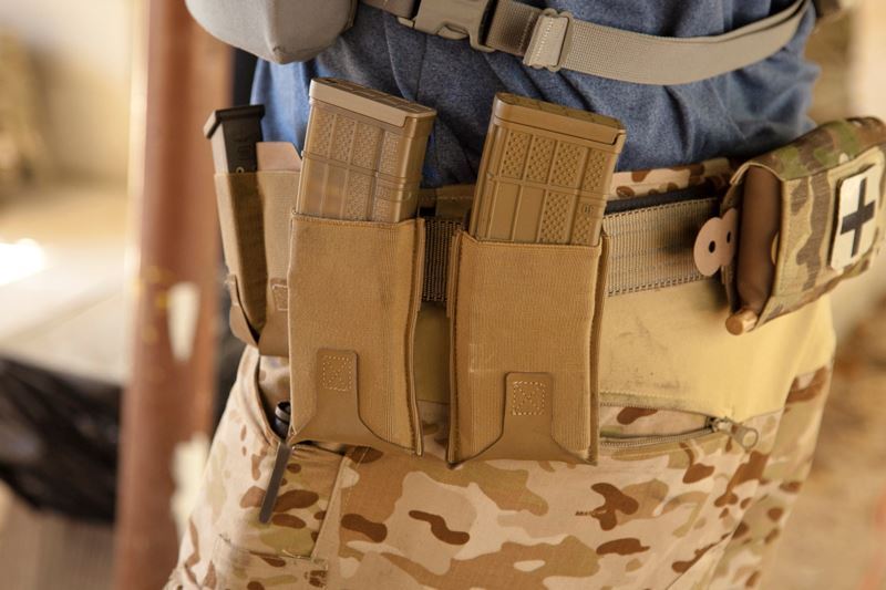 Blue Force Gear-Belt Mounted Ten-Speed® Low Rise M4 Mag Pouch -Coyote Brown - Image 2