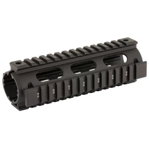 UTG PRO 4/15 CARB QUAD RAIL BLK