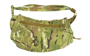 Camo waist bag with multiple zippers