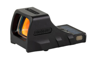 Tactical holographic sight with solar panel.