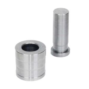 Metal die and punch set for manufacturing