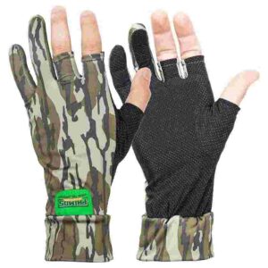 Camo fingerless gloves with textured grip palms.