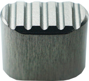 Grooved metal surface with vertical ridges