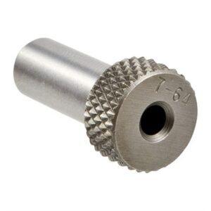 Silver knurled knob, engraved 7-64, cylindrical shape.