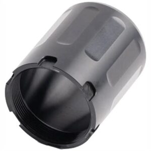 Metal threaded cylindrical adapter for machinery parts
