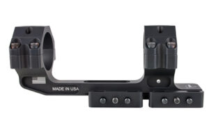 Black cantilever rifle scope mount with rings